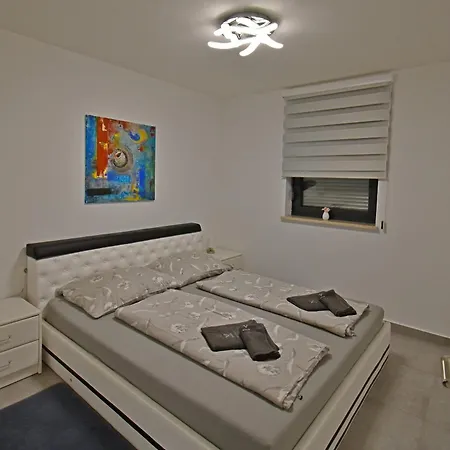 Seaside With A Swimming Pool Novigrad - 25255 Новиград
